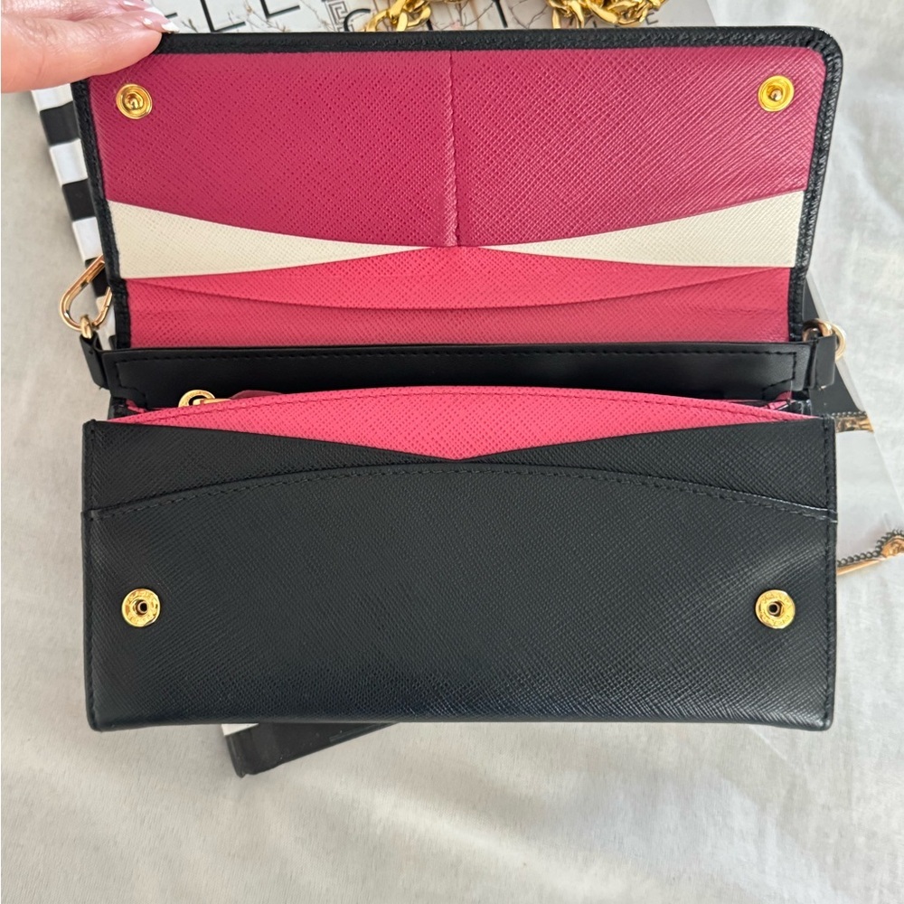 Prada Black Leather Chain crossbody bag wallet on chain - Picture 5 of 14